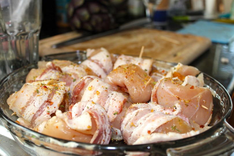 Masíčko si pěkně okořeníme a zabalíme do župánku, aby se nám nenachladilo.