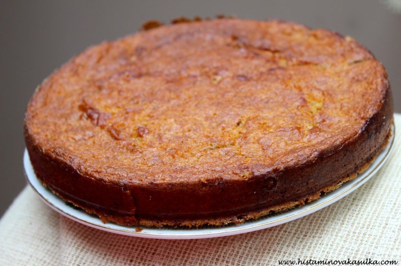 Verze s meruňkami a bezlepkovou posypkou, která se spojila v jednu super chutnou vrstvu.